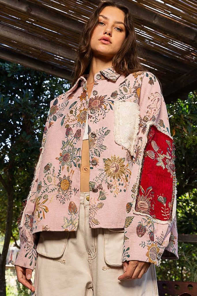 Floral panels collared floral pattern jacquard shacket: LATTE MULTI