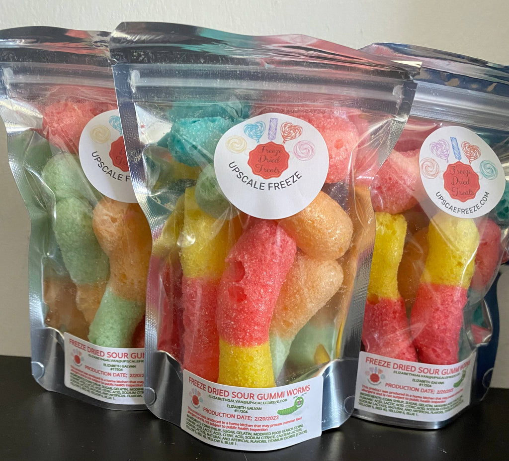 FREEZE DRIED SOUR WORMS