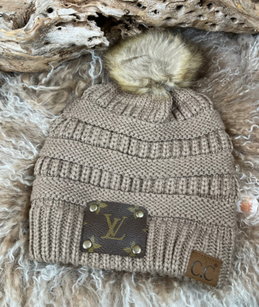 BEANIE 1 UPCYCLED Collection Taupe